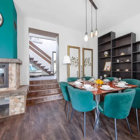 Golden Tree Loft In The Heart Of