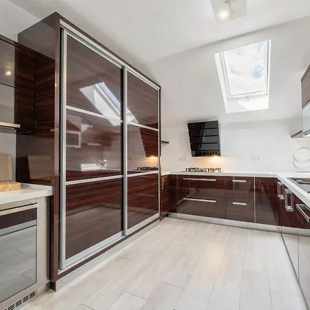 Golden Tree Loft In The Heart Of Апартаменты *