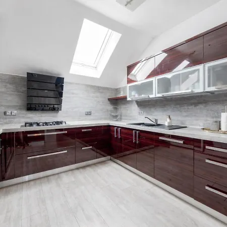 Golden Tree Loft In The Heart Of *