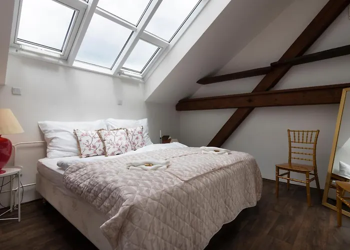 Golden Tree Loft In The Heart Of *