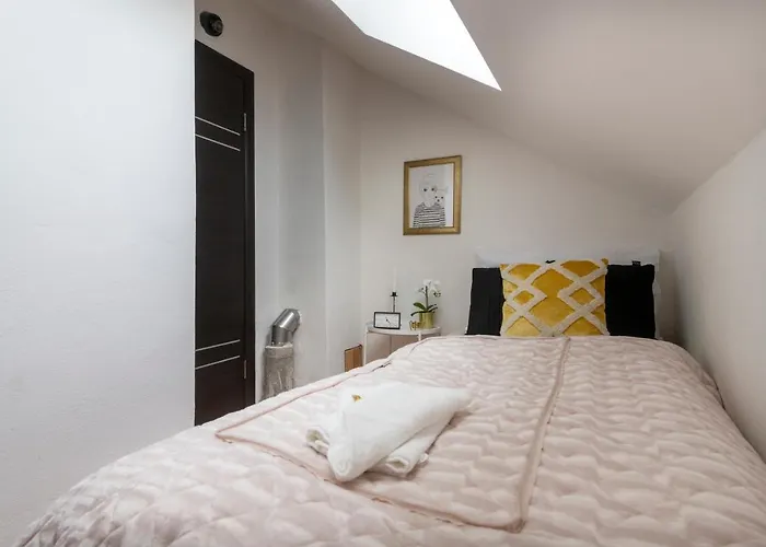 Golden Tree Loft In The Heart Of Appartement