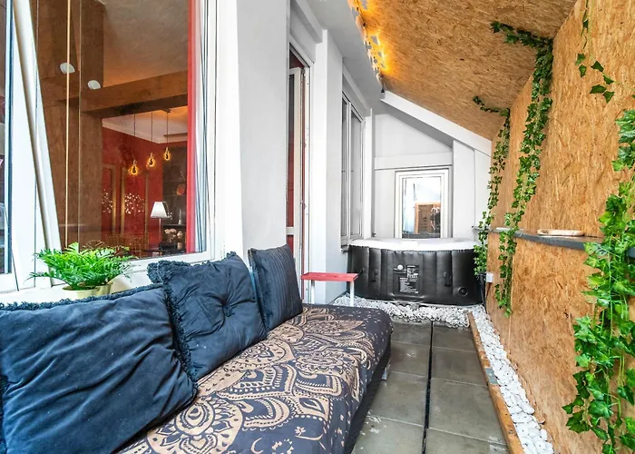 Golden Tree Loft In The Heart Of *
